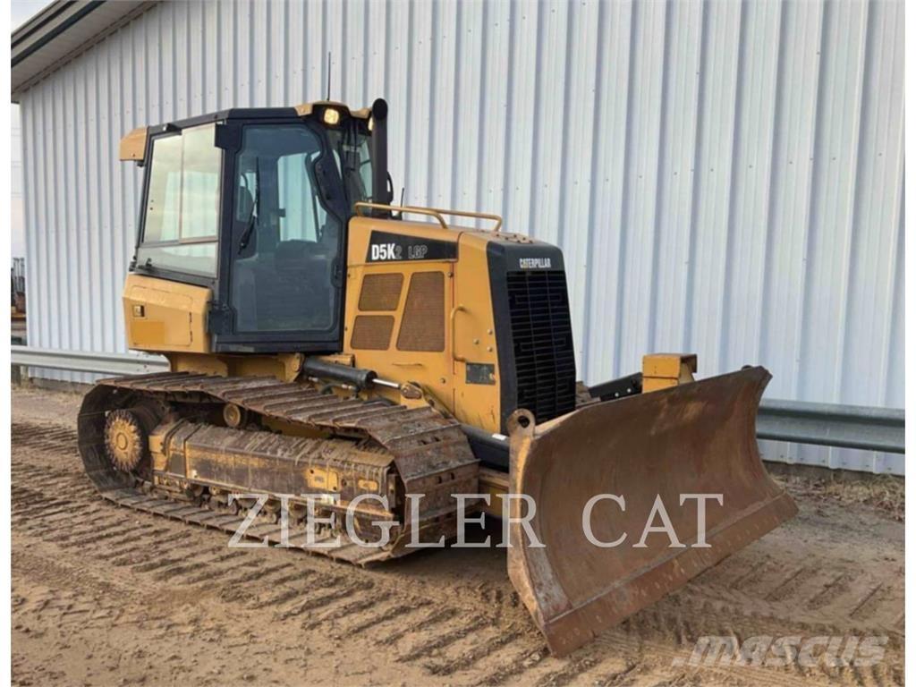 CAT D5K lánctalpas dózerek