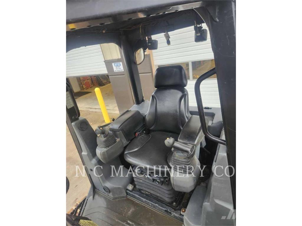 CAT D5K2 XLCN lánctalpas dózerek