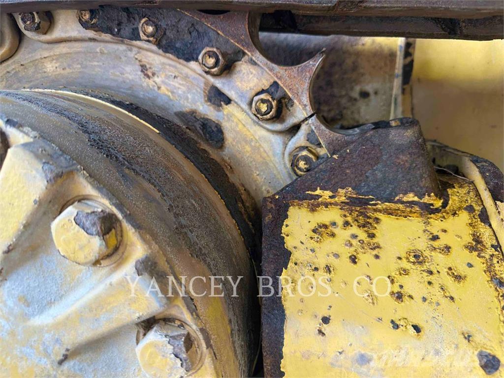 CAT D5K2LGP lánctalpas dózerek