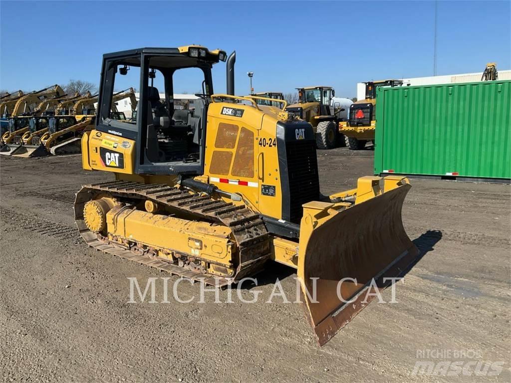CAT D5K2X Z24F lánctalpas dózerek