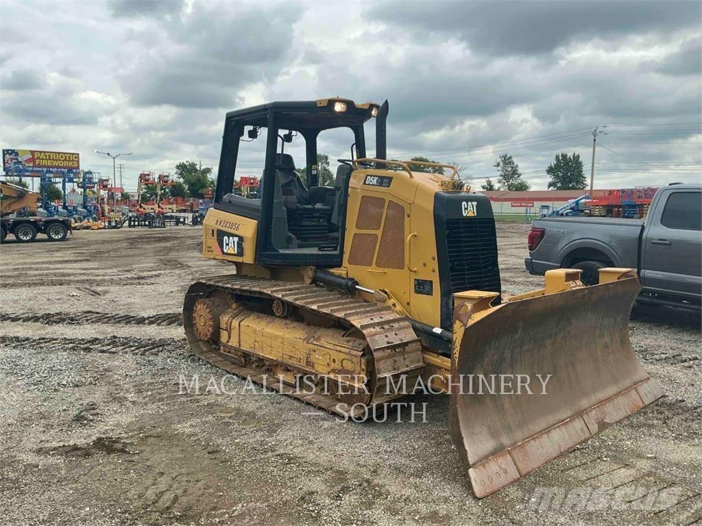 CAT D5K2XL lánctalpas dózerek