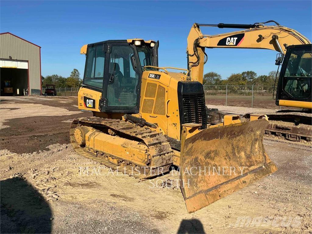 CAT D5K2XL lánctalpas dózerek