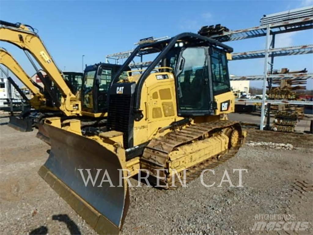 CAT D5K2XL ARO lánctalpas dózerek