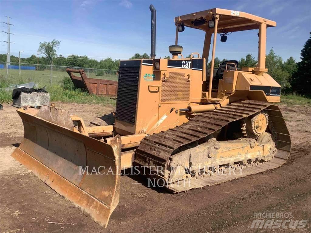 CAT D5ML lánctalpas dózerek
