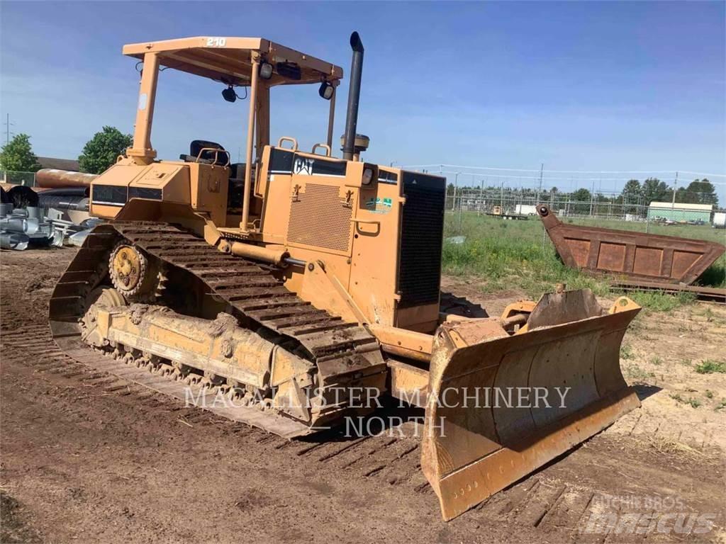 CAT D5ML lánctalpas dózerek
