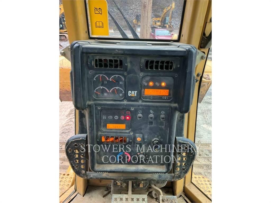 CAT D5NXL lánctalpas dózerek