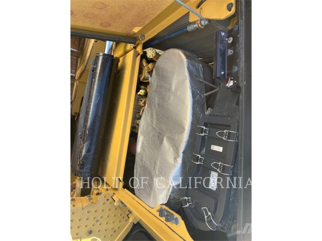 CAT D6 3D lánctalpas dózerek