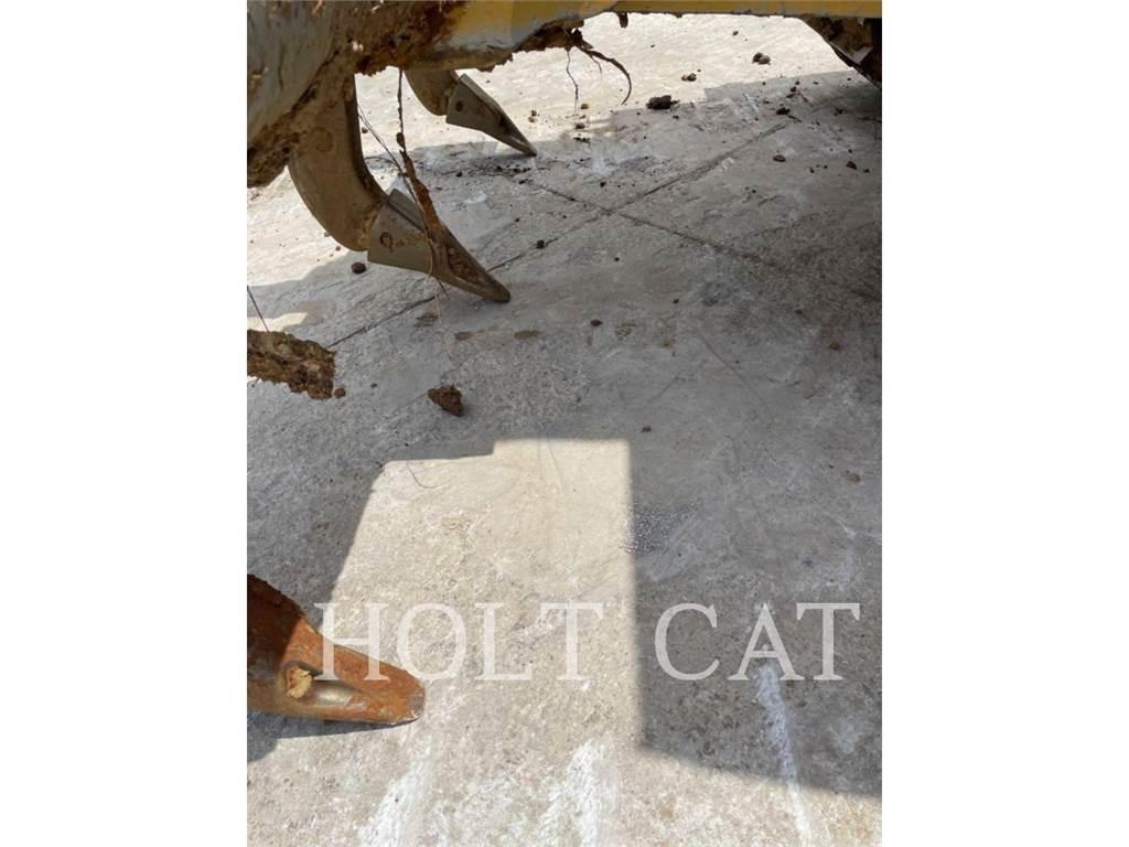 CAT D6 XELGPVP lánctalpas dózerek