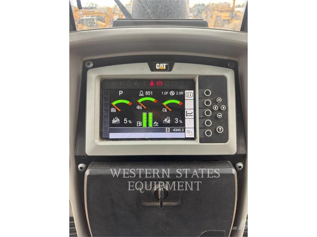 CAT D6N lánctalpas dózerek