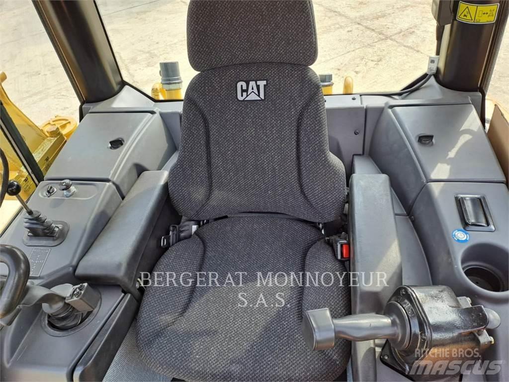 CAT D6NLGP lánctalpas dózerek