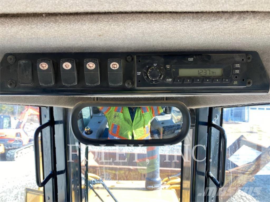 CAT D6NLGP lánctalpas dózerek