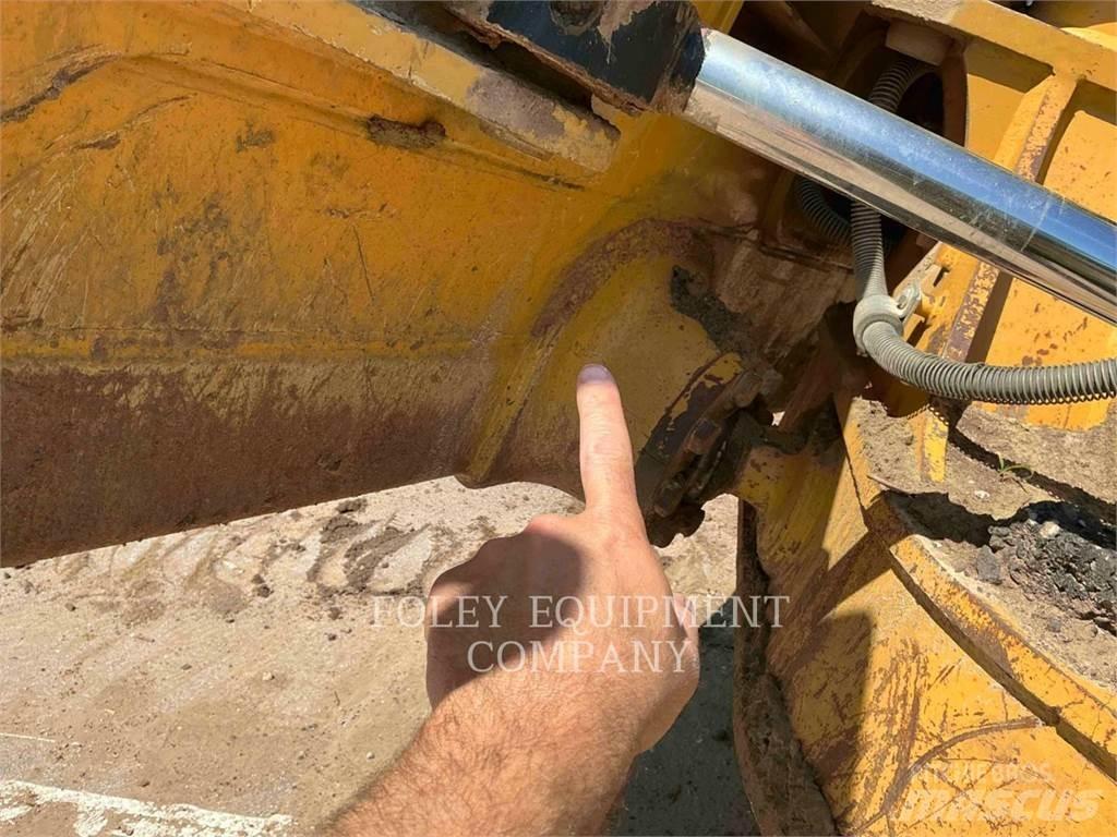 CAT D6NXL lánctalpas dózerek