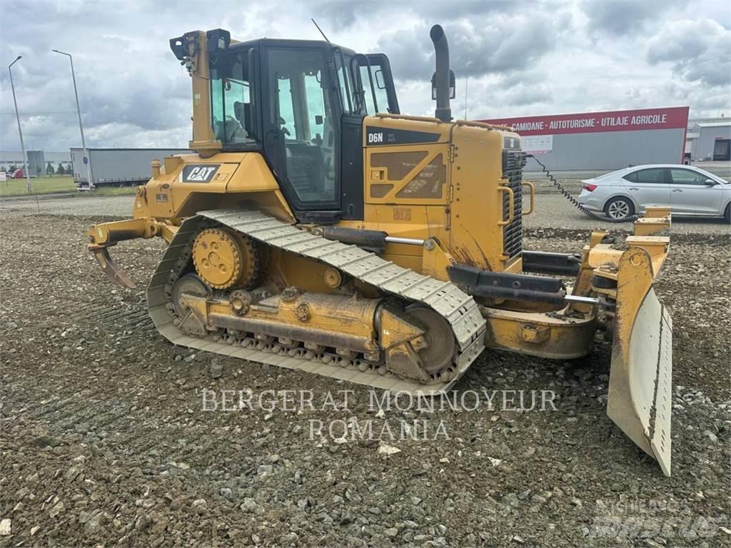CAT D6NXL lánctalpas dózerek