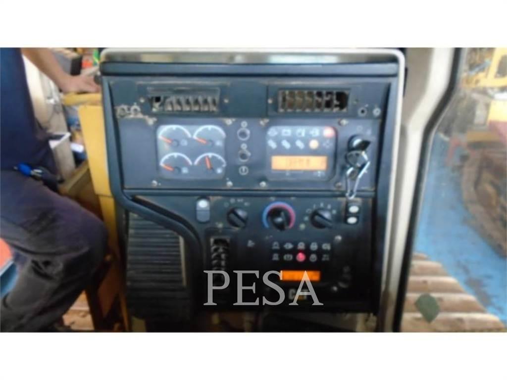CAT D6T lánctalpas dózerek