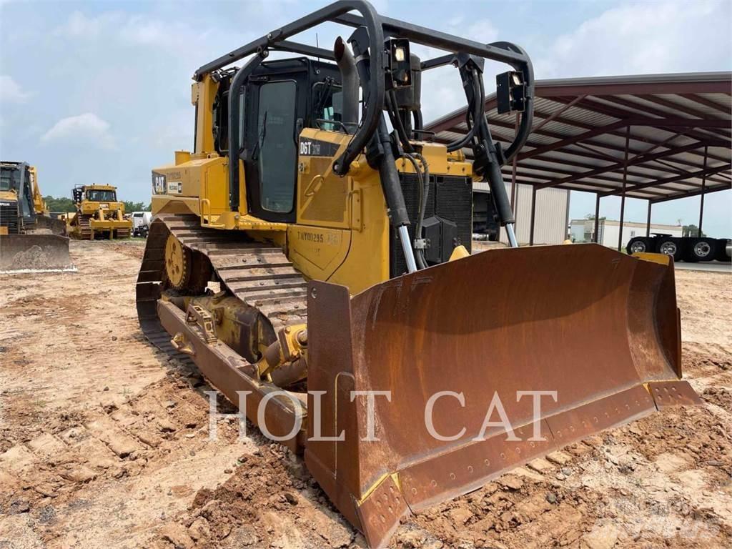 CAT D6T lánctalpas dózerek