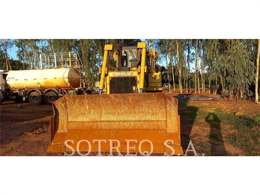 CAT D6T lánctalpas dózerek