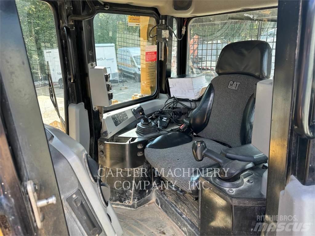 CAT D6T lánctalpas dózerek