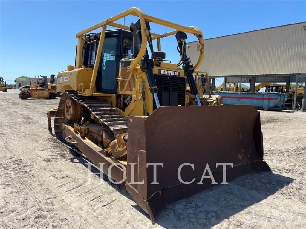 CAT D6T lánctalpas dózerek