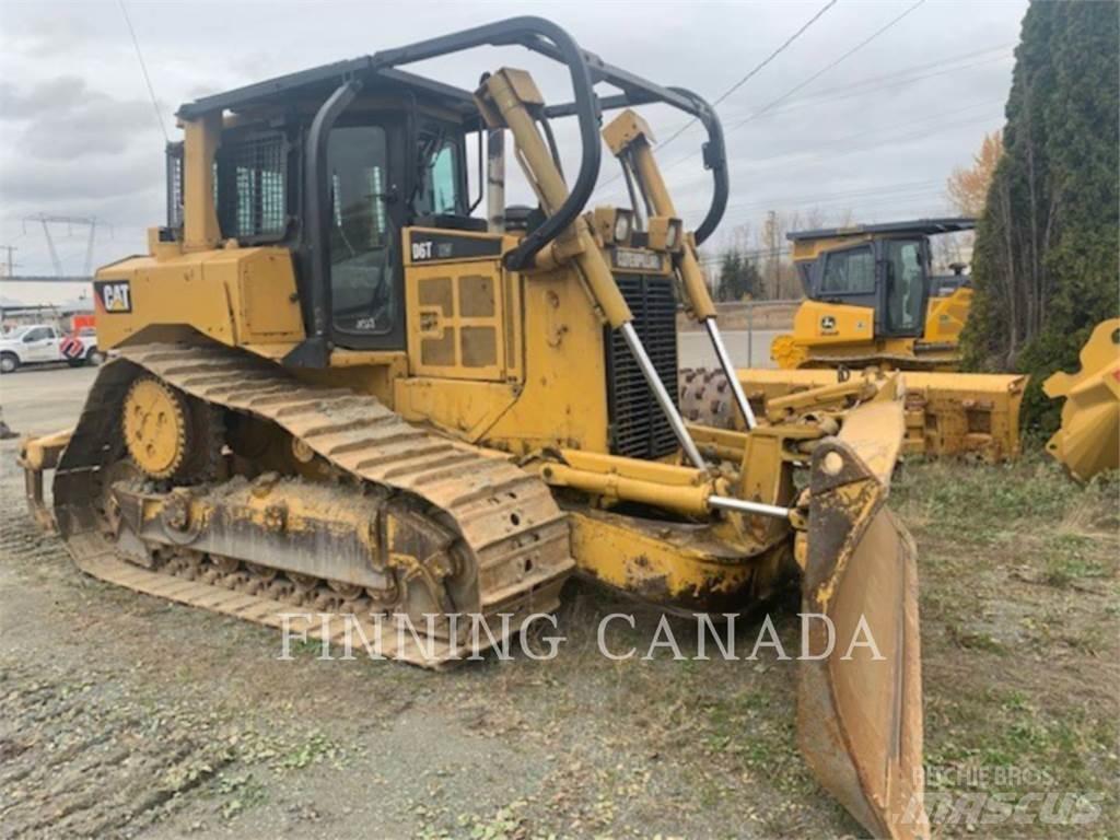 CAT D6T lánctalpas dózerek