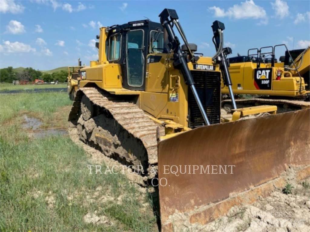 CAT D6T lánctalpas dózerek