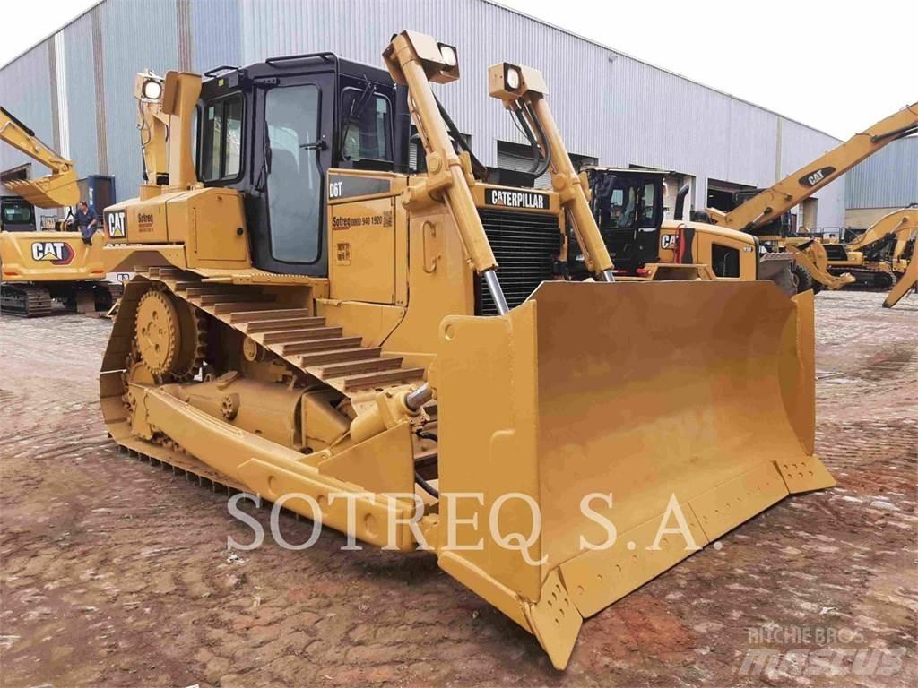 CAT D6T lánctalpas dózerek