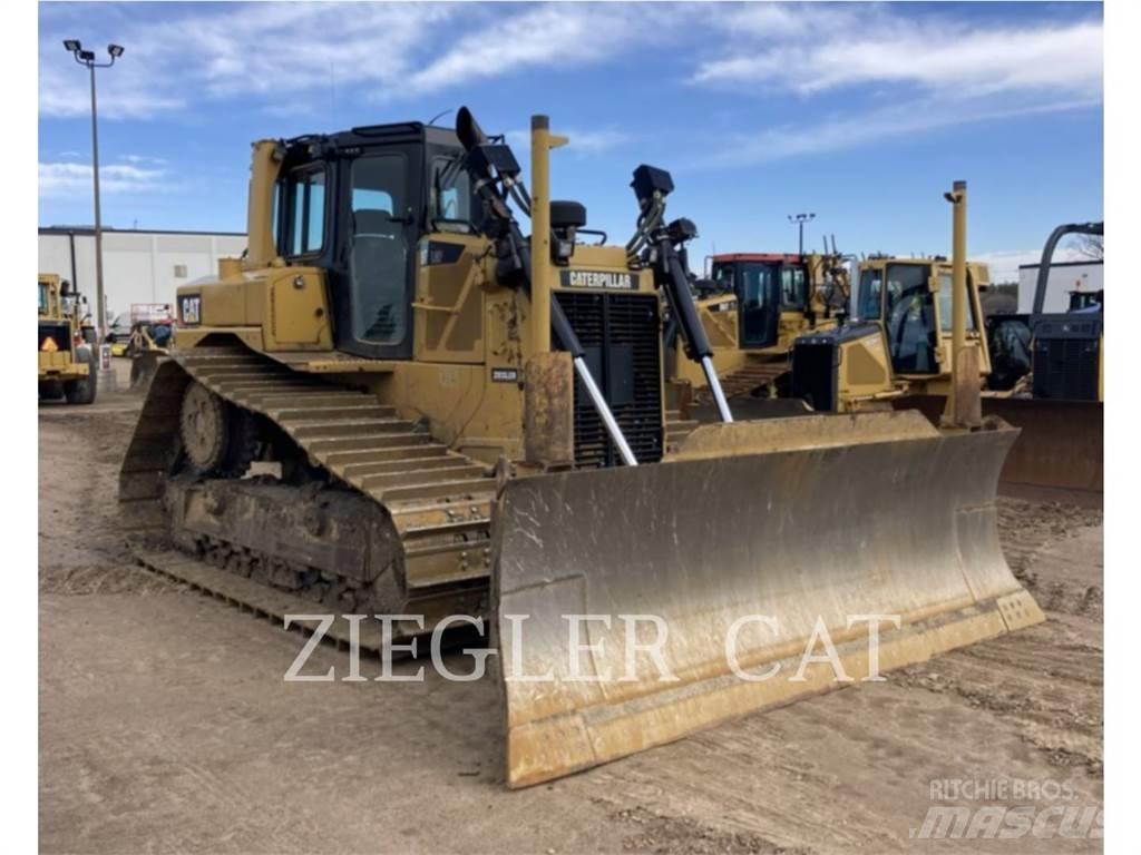 CAT D6T lánctalpas dózerek
