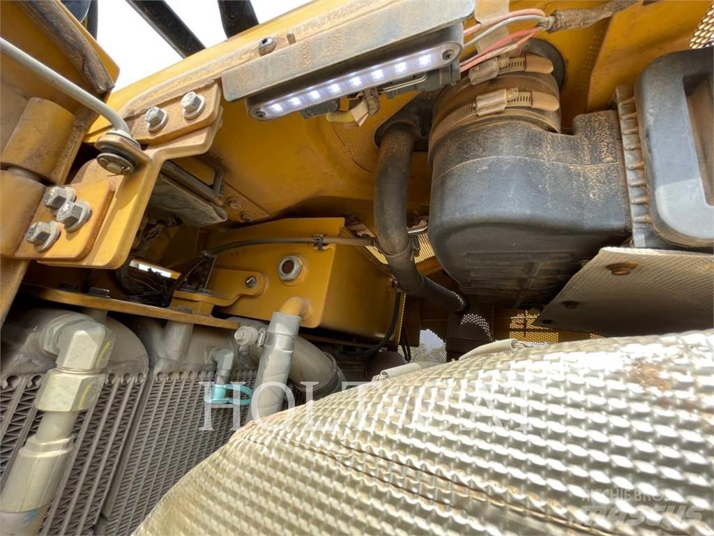 CAT D6T lánctalpas dózerek