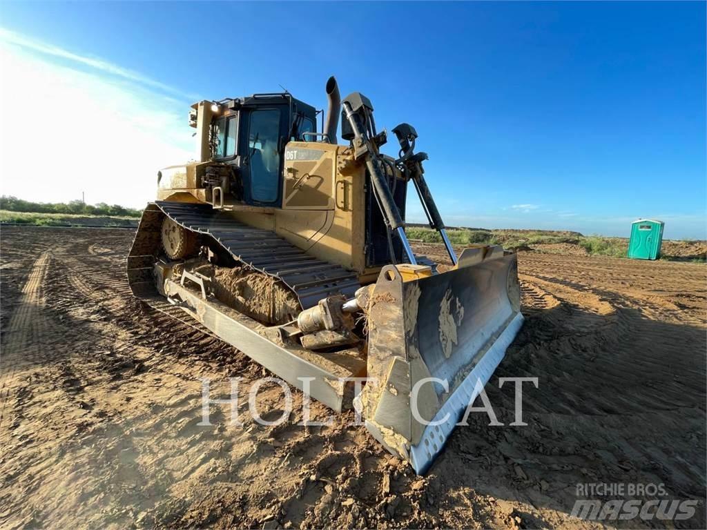 CAT D6T lánctalpas dózerek