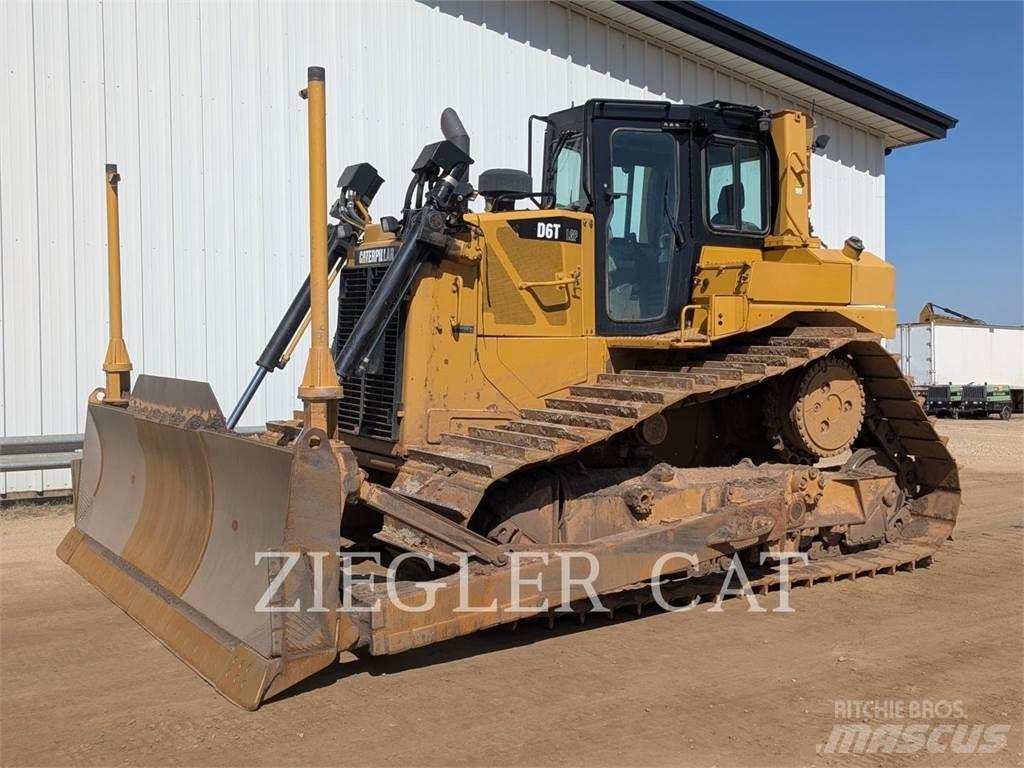 CAT D6T lánctalpas dózerek