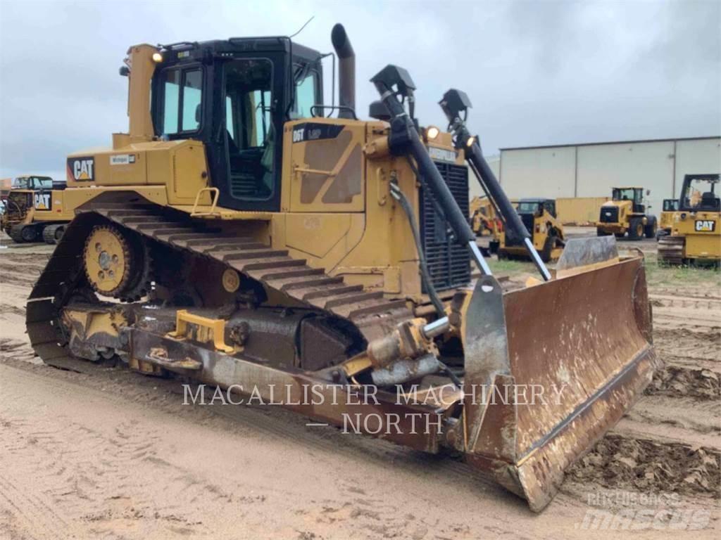 CAT D6T lánctalpas dózerek