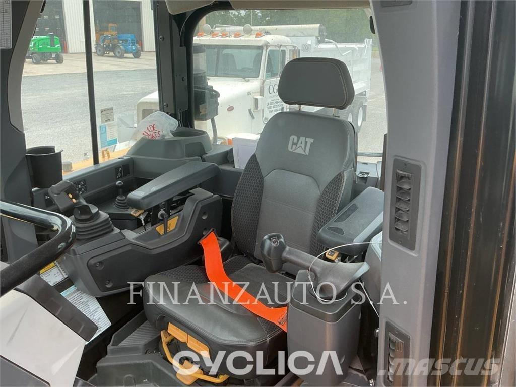 CAT D6T lánctalpas dózerek