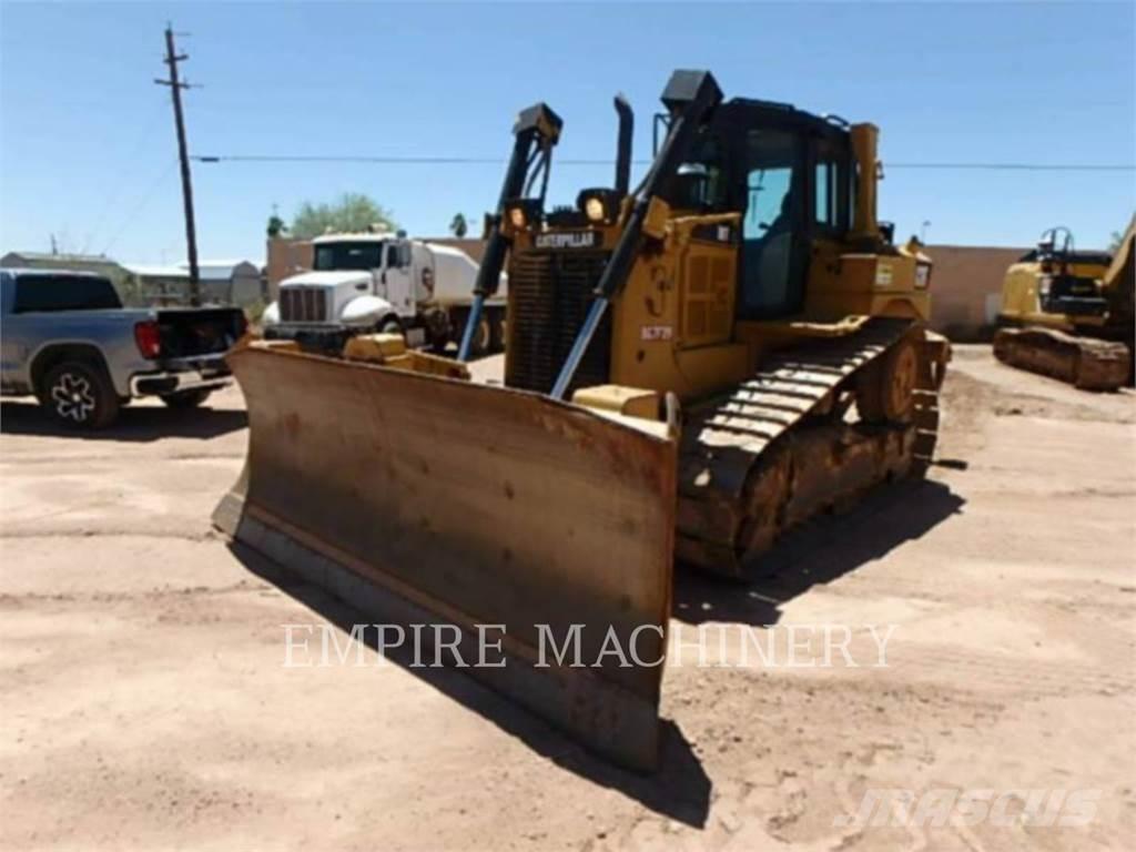 CAT D6T lánctalpas dózerek