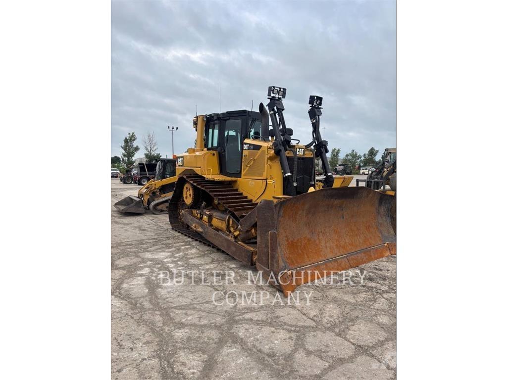 CAT D6T lánctalpas dózerek