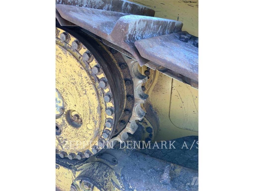 CAT D6T lánctalpas dózerek