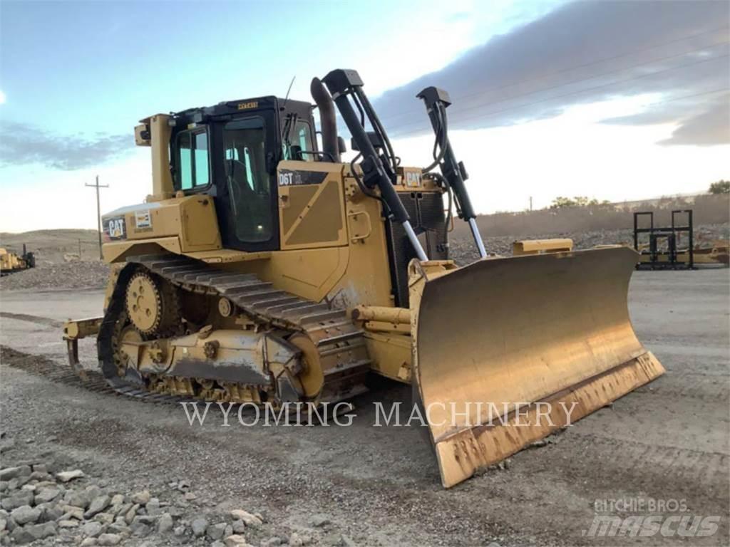 CAT D6T lánctalpas dózerek