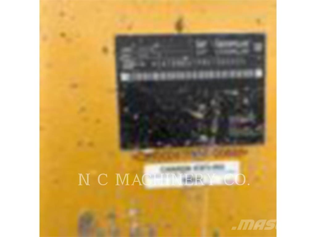 CAT D6T LGPVP lánctalpas dózerek