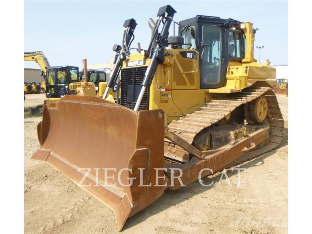 CAT D6T XW lánctalpas dózerek