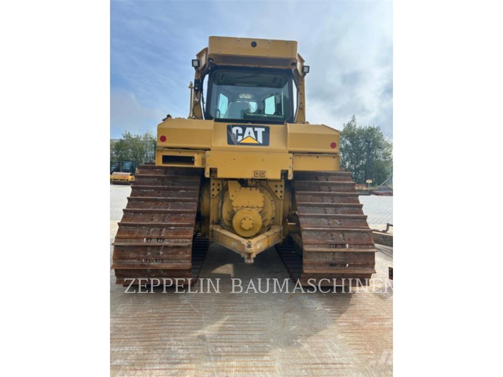 CAT D6TM lánctalpas dózerek