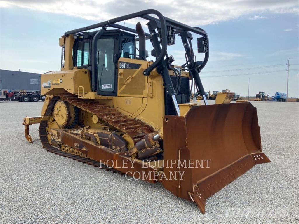 CAT D6TXLSUA lánctalpas dózerek
