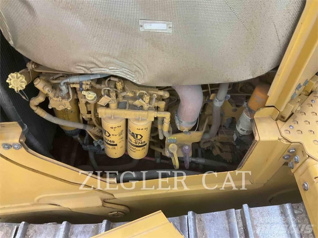 CAT D6XE lánctalpas dózerek