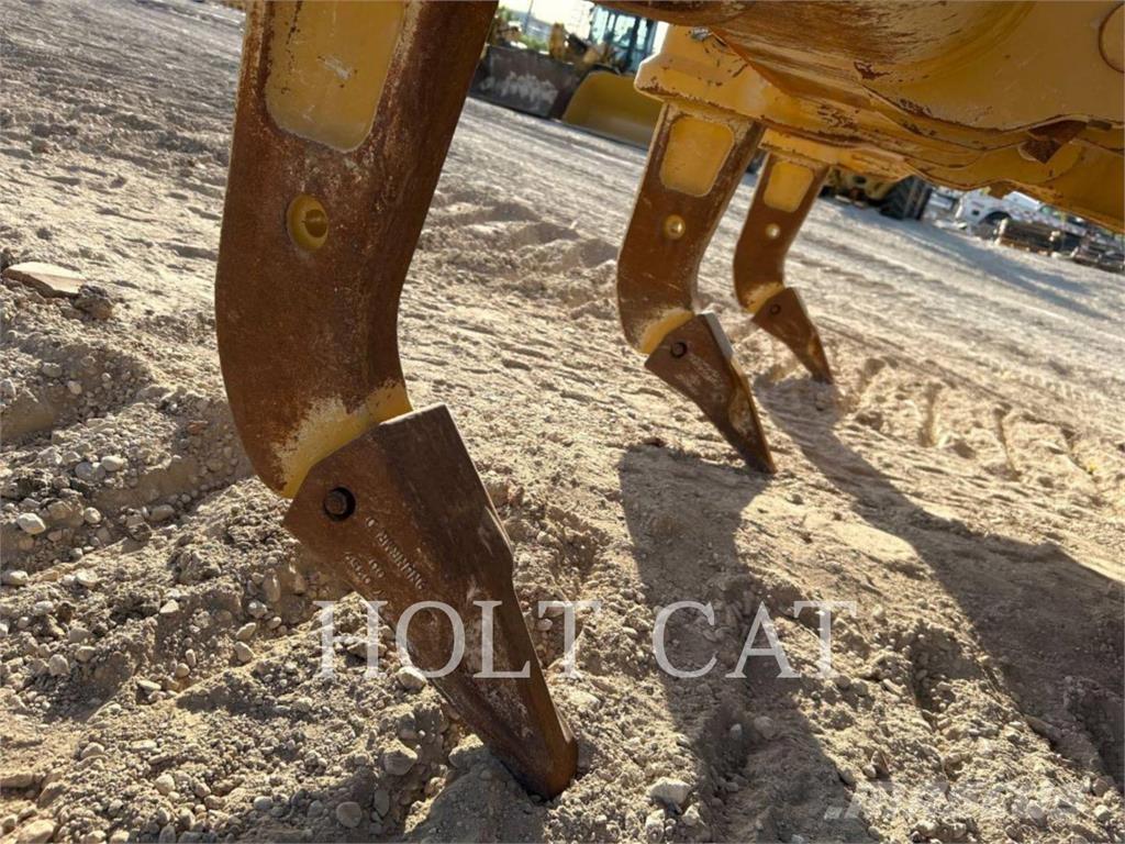 CAT D6XELGPVP3 lánctalpas dózerek