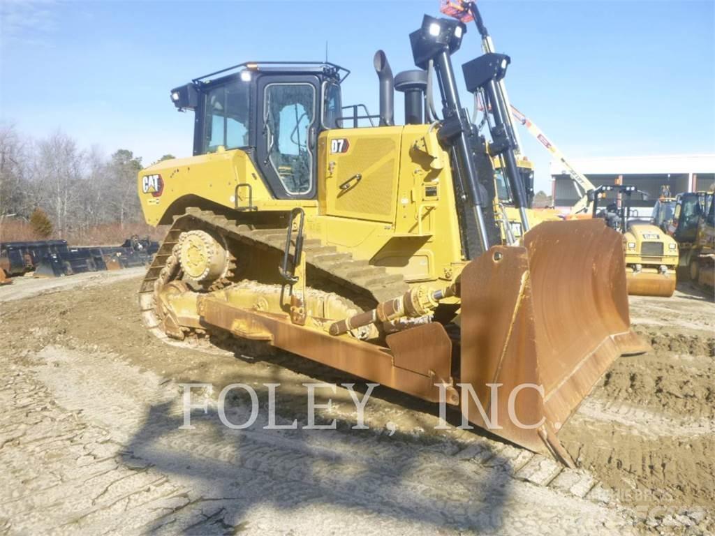 CAT D7-17 lánctalpas dózerek