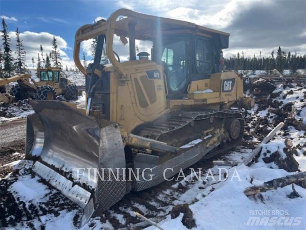 CAT D7E lánctalpas dózerek