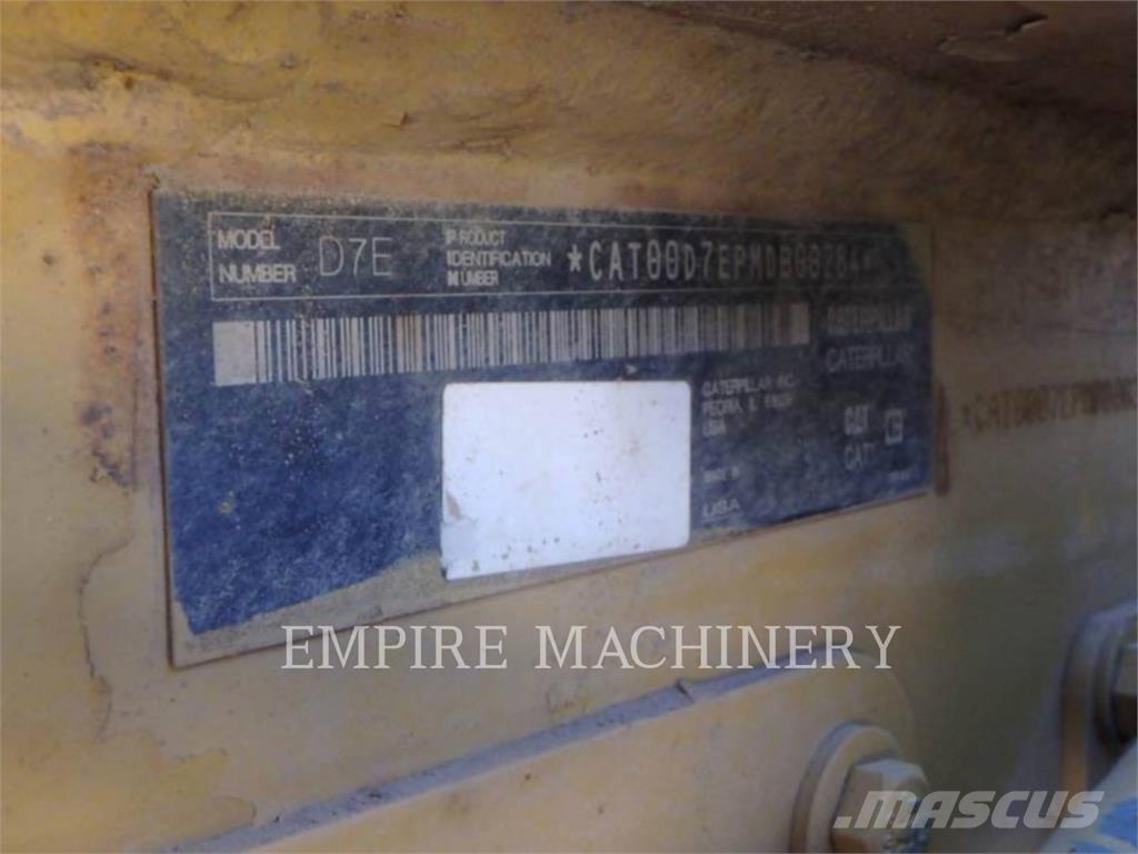 CAT D7E lánctalpas dózerek