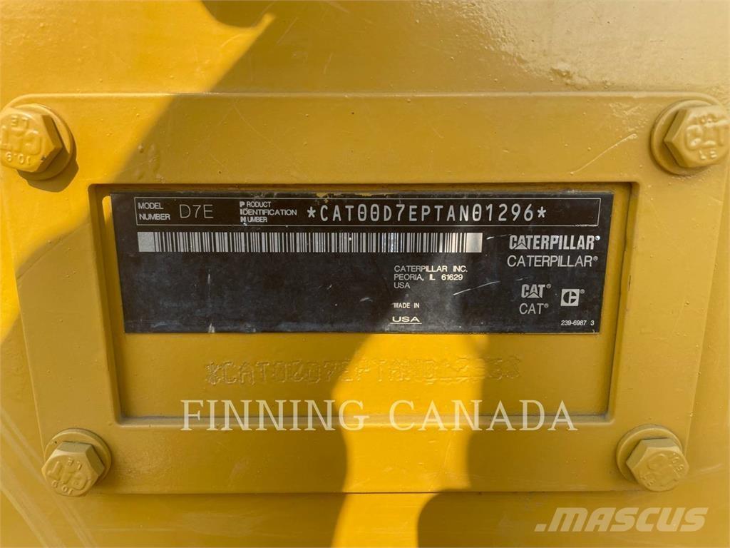 CAT D7E lánctalpas dózerek