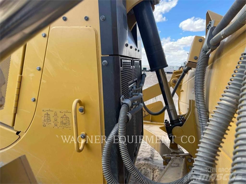 CAT D7E lánctalpas dózerek