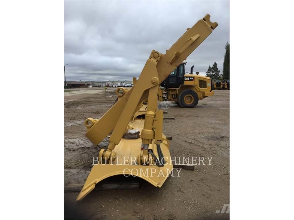 CAT D7E A BLADE Tolólapok