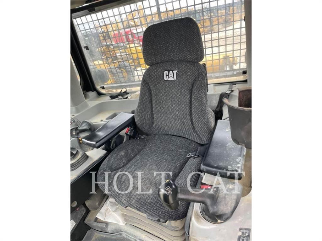 CAT D8 lánctalpas dózerek
