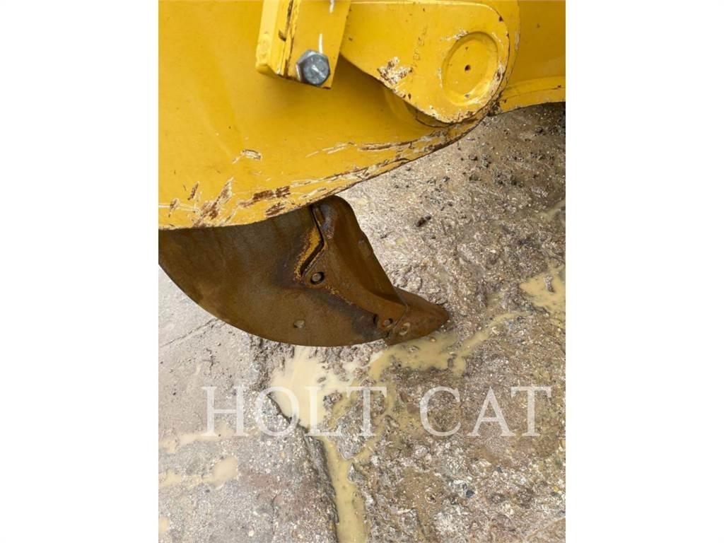 CAT D8 lánctalpas dózerek