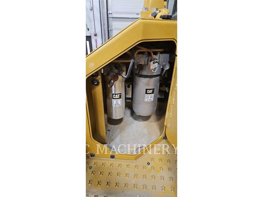 CAT D8 lánctalpas dózerek